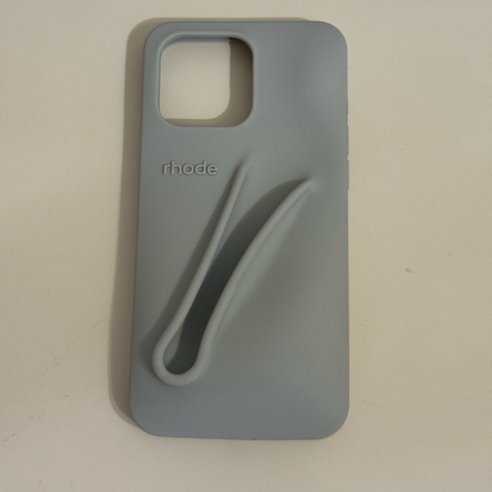 Rhode IPhone 15 Pro Max case lip gloss holder